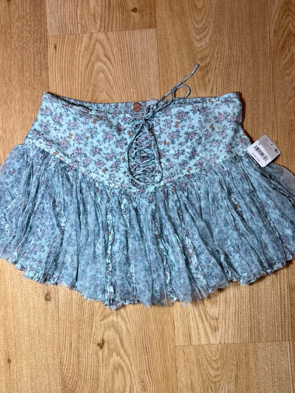 Free People One Blossom Mini Skort size medium brand new w tags